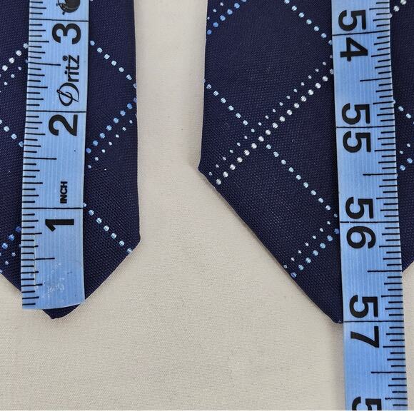 THOMAS PINK MEN'S 3" BLUE GRID DOT PATTERN NECKTIE – 100% SILK – WOVEN IN UK - Picture 11 of 12